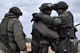 Các binh sĩ tham gia cuộc tập trận chung Nga-Belarus ở vùng Brest, Belarus ngày 19/2 (Ảnh: Sputnik)