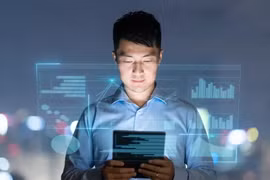 Sử dụng các công cụ AI để tối ưu hoá hoạt động của doanh nghiệp đang trở thành xu thế (Ảnh: CNBC)