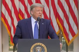 Tổng thống Donald Trump tuyên bố sẽ triển khai hàng nghìn binh sĩ có vũ trang để dẹp biểu tình (Ảnh: Getty)