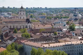 Quan chức Nga cảnh báo hủy diệt một nửa nền kinh tế của Lithuania (Ảnh: Sputnik)