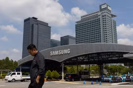 Khoản tiền vay của những người thừa kế Samsung đã tăng gấp 4 lần tính từ cuối năm 2021 (Ảnh: Bloomberg)