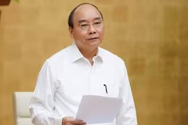 Thủ tướng Nguyễn Xuân Phúc phát biểu tại hội nghị giao ban trực tuyến với các bộ, ngành, địa phương. Ảnh: VGP.