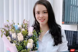 Nhà báo Đinh Bích Ngọc.