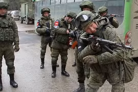 Binh sĩ Nga làm nhiệm vụ tại chiến trường Syria