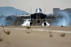 Cường kích Su-34 Nga tham gia chiến dịch quân sự tại Syria