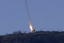 Cường kích Su-24 Nga bị bắn hạ tại Syria