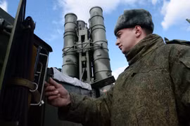 Hệ thống tên lửa đáng sợ S-400 của Nga đã có mặt tại chiến trường Syria