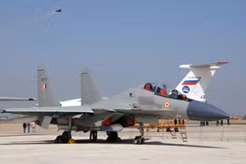 Chiến đấu cơ Su-30 lắp tên lửa Brahmos