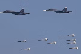 Cường kích Su-34 Nga trút bom diệt khủng bố trên chiến trường Syria