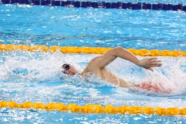 Kình ngư Nguyễn Huy Hoàng xuất sắc giành được 5 HCV, phá 2 kỷ lục SEA Games 31