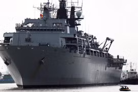 Tàu HMS Albion.