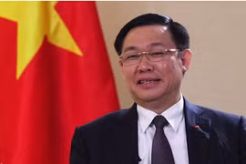 Phó Thủ tướng Vương Đình Huệ trả lời phỏng vấn Bloomberg TV.