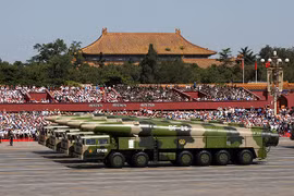Tên lửa DF-26.