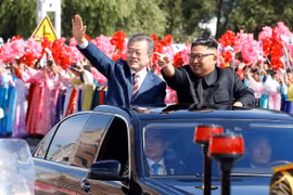Lãnh đạo Triều Tiên và Hàn Quốc.
