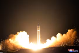 Tên lửa Hwasong-15 của Triều Tiên
