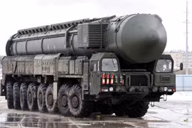 Tên lửa đạn đạo RS-28 Sarmat.