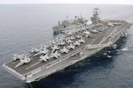 Tàu sân bay Harry S. Truman.