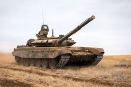 Xe tăng T-90 sau một cuộc tấn công.
