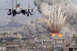 Máy bay Mỹ không kích tại Deir Ezzor.