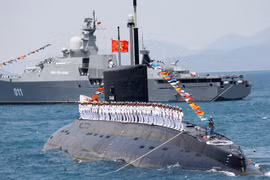 Tàu ngầm Kilo.