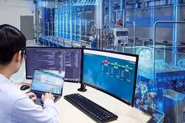 Chuyển đổi số là quá trình phát triển tất yếu đáp ứng yêu cầu phát triển.
