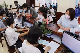 Bộ Nội vụ cho rằng việc triển khai kết nối liên thông, đồng bộ dữ liệu CBCCVC của tỉnh, thành với CSDLQG về CBCCVC là hết sức cần thiết.