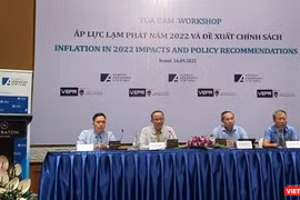 Toàn cảnh buổi Tọa đàm Áp lực lạm phát năm 2022 và đề xuất chính sách