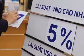 Thanh khoản ‘mất hút’, tiền đang dịch chuyển từ chứng khoán sang tiết kiệm? (Ảnh minh hoạ - Nguồn: Internet)