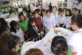 Phòng thực hành điều dưỡng (skills lab) theo tiêu chuẩn Nhật Bản trong ngày đầu đưa vào hoạt động.