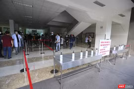 Bệnh viện Đà Nẵng lên phương án phân luồng bệnh nhân vừa đảm bảo khám chữa bệnh cho người dân, vừa đảm bảo phòng chống dịch COVID-19.