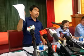 ông Nguyễn Văn Tốn, Tổng giám đốc Công ty Cổ phần Đầu tư Nước sạch sông Đà (Viwasupco).