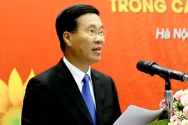 Võ Văn Thưởng, Ủy viên Bộ Chính trị, Bí thư Trung ương Đảng, Trưởng Ban Tuyên giáo Trung ương phát biểu tại Hội thảo.