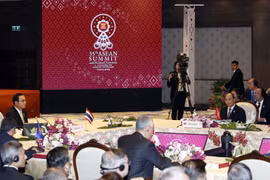 Thủ tướng dự phiên toàn thể Hội nghị Cấp cao ASEAN lần thứ 35.
