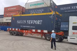 Mỗi năm Việt Nam có nhu cầu 20.000 nhân lực logistics được đào tạo bài bản, có chất lượng, nhưng thực tế khả năng đào tạo ra nguồn cung thấp hơn nguồn cầu. Ảnh minh họa: TTXVN.