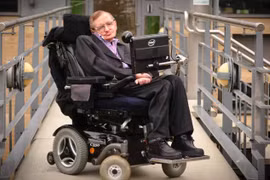 Stephen Hawking và chiếc máy tính "phát ngôn viên" của ông