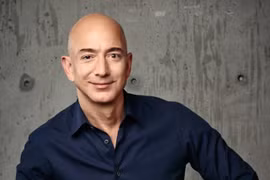 Jeff Bezos tin rằng ngay cả Amazon, dù đang cực kỳ thành công, cũng sẽ không tránh khỏi quy luật nghiệt ngã của thời gian. Ảnh: PC Mag.