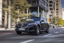 EQC 400 4MATIC. Ảnh: koreaherald.com 