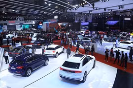 Năm 2019, thị trường xe Việt đón nhận những cơn lốc giảm giá lên đến vài trăm triệu đồng. 