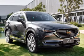 Mazda CX-8 lắp ráp trong nước vừa ra mắt 
