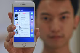Công cụ jailbreaking khét tiếng Cydia sẽ bị ngừng cung cấp vào cuối năm nay. ẢNH: REUTERS
