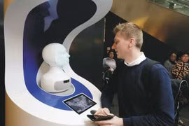 Đầu robot được thử nghiệm tại Sân bay Frankfurt (ảnh:FRAPORT)