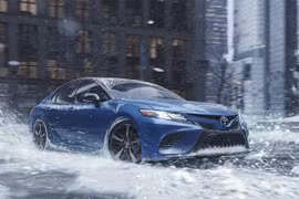 Camry bản dẫn động 4 bánh sẽ xuất hiện trong năm tới. Ảnh: Toyota 