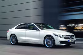 Mẫu Mercedes-Benz C-Class thế hệ mới sẽ được nâng cấp mạnh. 