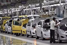 Xe rắp ráp trong nước đắt do giá linh kiện quá cao