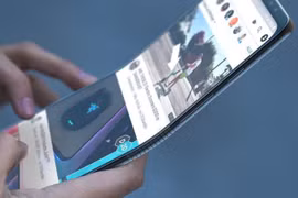 Hình ảnh chiếc điện thoại màn hình gập Samsung Galaxy X của Samsung. Ảnh: NIEUWEMOBIEL. 