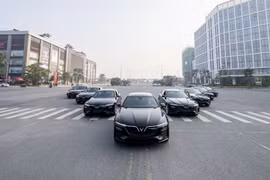 Đoàn xe VinFast phục vụ Hội nghị ASEAN 2020 chính thức lăn bánh thực hiện nhiệm vụ 