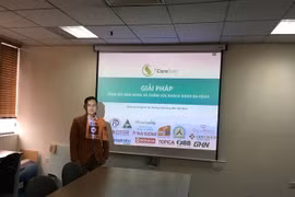 Ông Phan Thanh Hiền giới thiệu hệ thống Tổng đài Bán hàng và Chăm sóc Khách hàng Đa kênh
