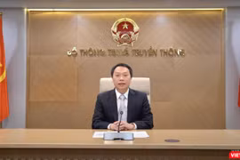 Thứ trưởng Bộ Thông tin và Truyền thông Nguyễn Huy Dũng trao đổi tại hội thảo trực tuyến về An toàn không gian mạng 2021.