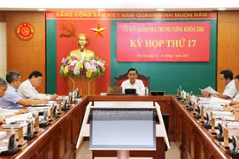 Quang cảnh kỳ họp thứ 17 của UBKT Trung ương diễn ra trong 2 ngày 13 và 14/7 (ảnh ubkttw.vn)