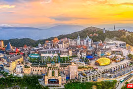 Khách sạn Mercure Danang French Village Bana Hills (Đà Nẵng) nhìn từ trên cao